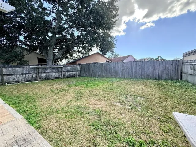 $2,300 | 1933 Olivia Circle, Apopka, FL 32703