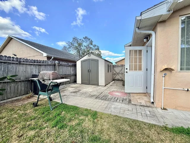 $2,300 | 1933 Olivia Circle, Apopka, FL 32703