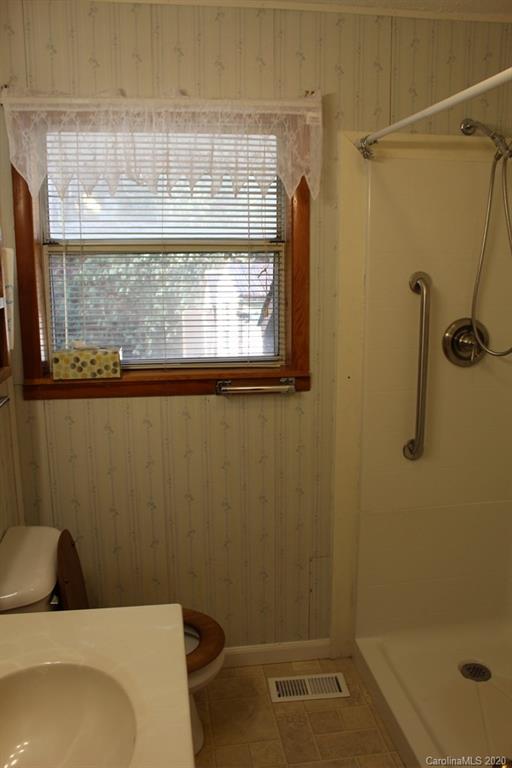568 Eller Branch Road Robbinsville, NC 28771 - Photo 14 of 37 Gallery Image 14