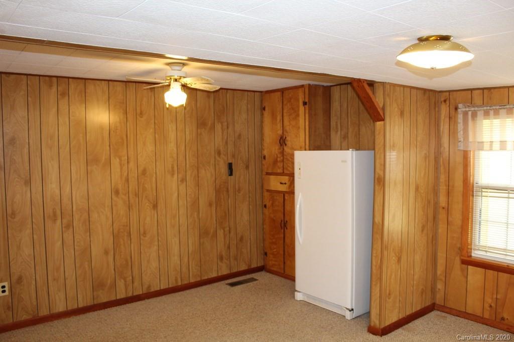 568 Eller Branch Road Robbinsville, NC 28771 - Photo 4 of 37 Gallery Image 4