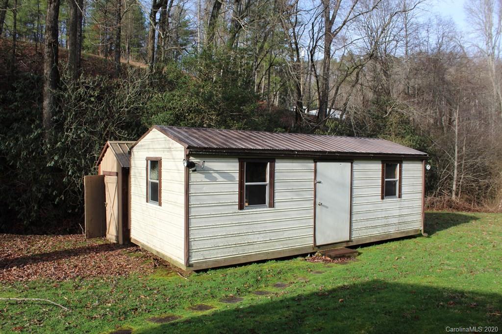 568 Eller Branch Road Robbinsville, NC 28771 - Photo 32 of 37 Gallery Image 32