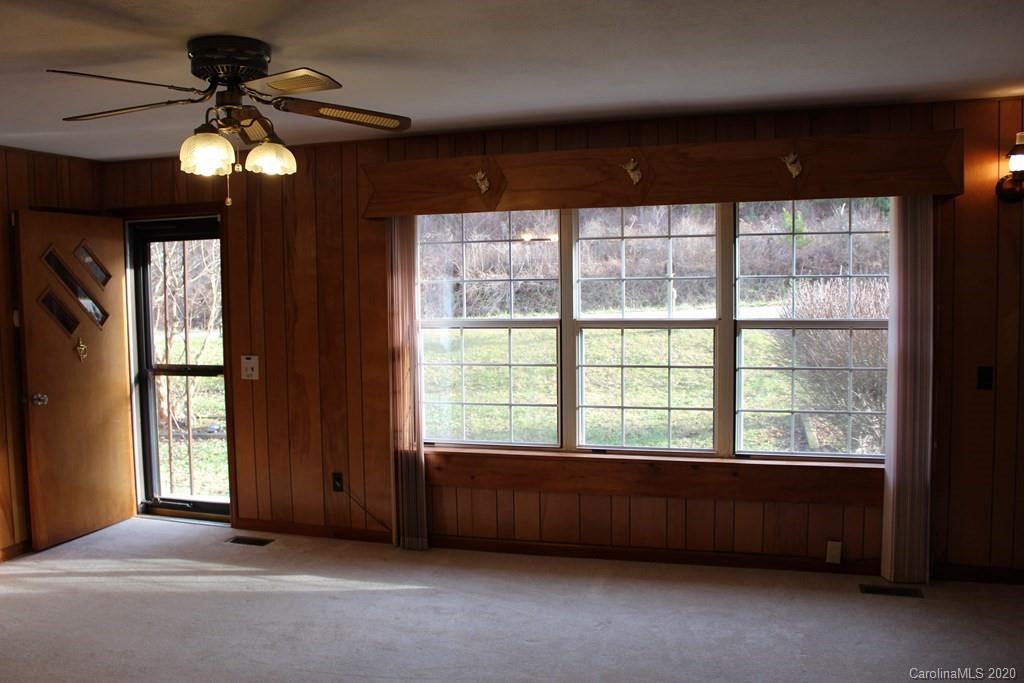 568 Eller Branch Road Robbinsville, NC 28771 - Photo 9 of 37 Gallery Image 9