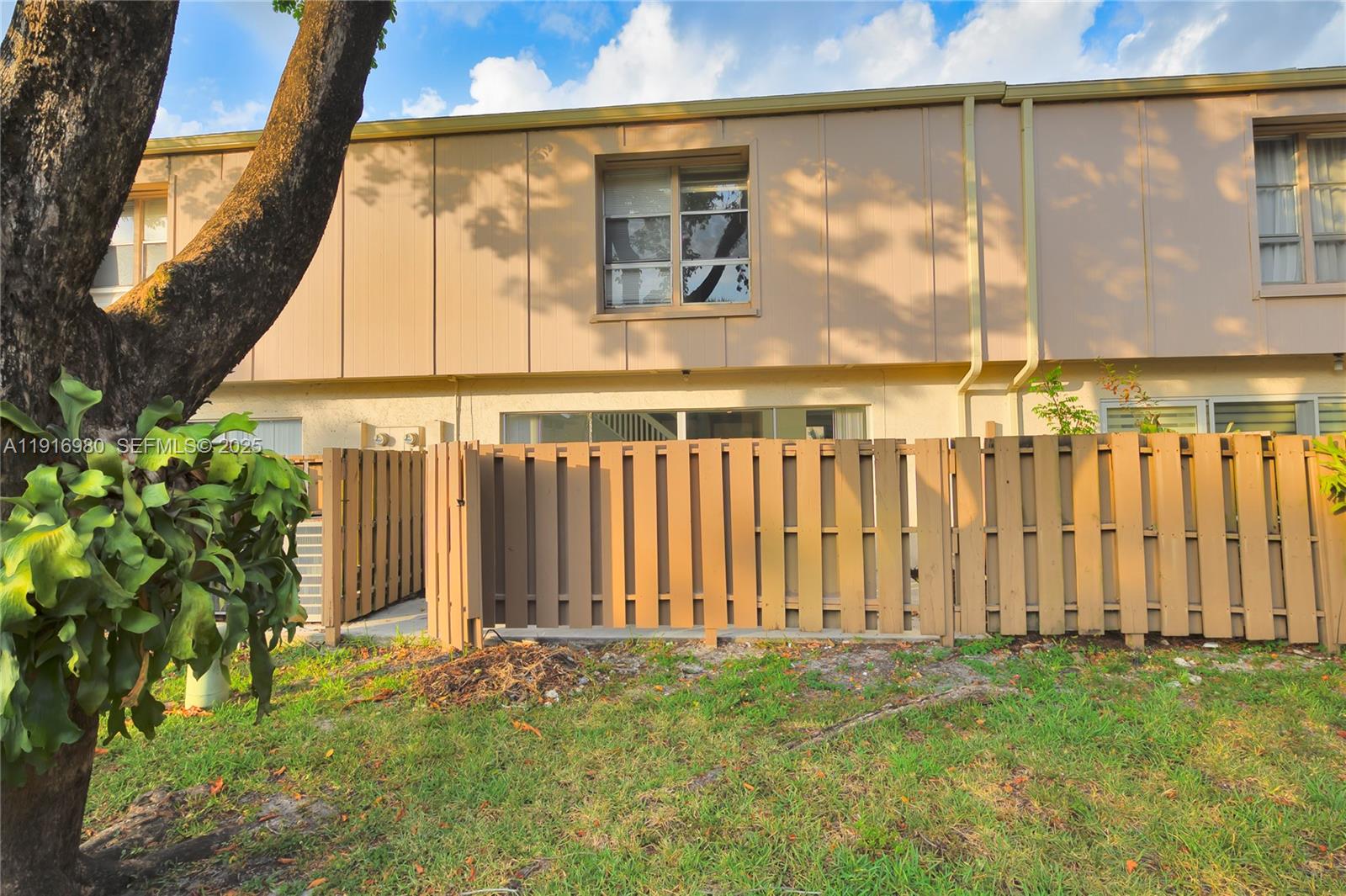 8211 Northwest 8th Street, Unit 2 Plantation, FL 33324 - Photo 47 of 54