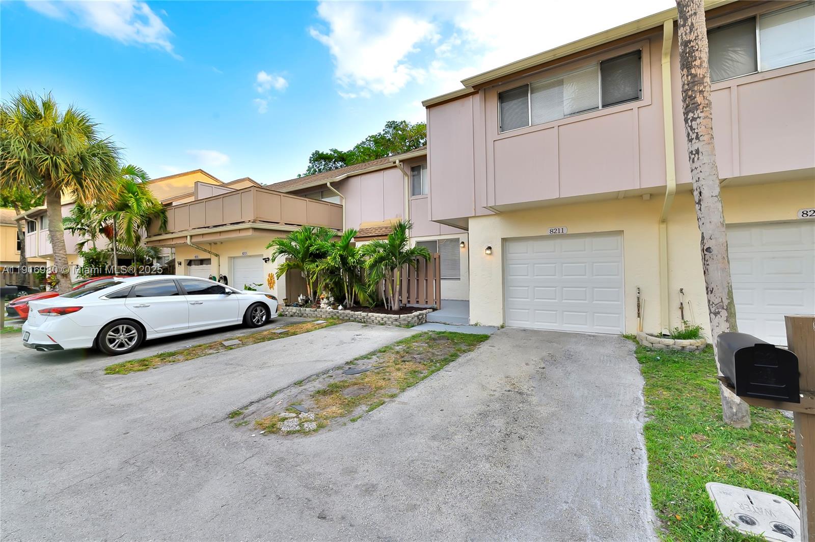 8211 Northwest 8th Street, Unit 2 Plantation, FL 33324 - Photo 49 of 54