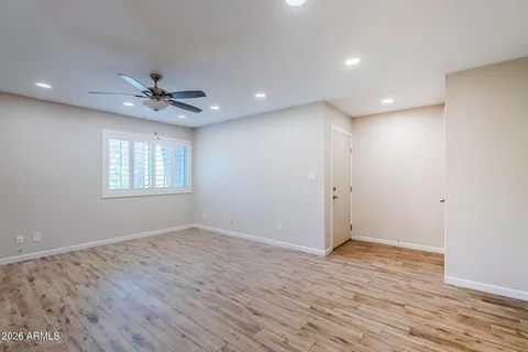 $299,000 | 5525 East Thomas Road, Unit C2, Phoenix, AZ 85018