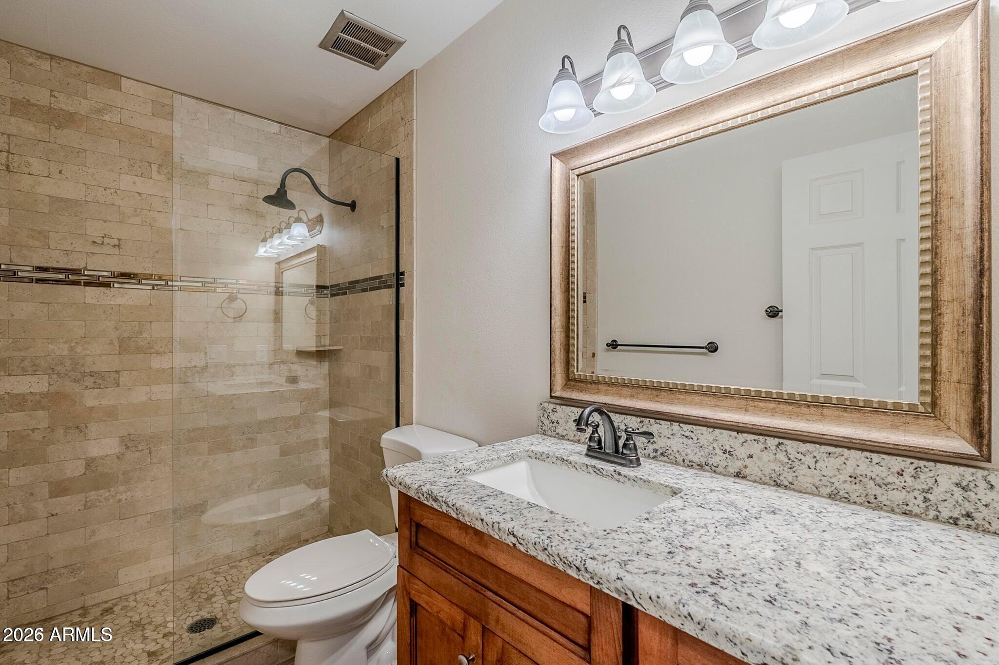 5525 East Thomas Road, Unit C2 Phoenix, AZ 85018 - Photo 14 of 35 Guest Bathroom