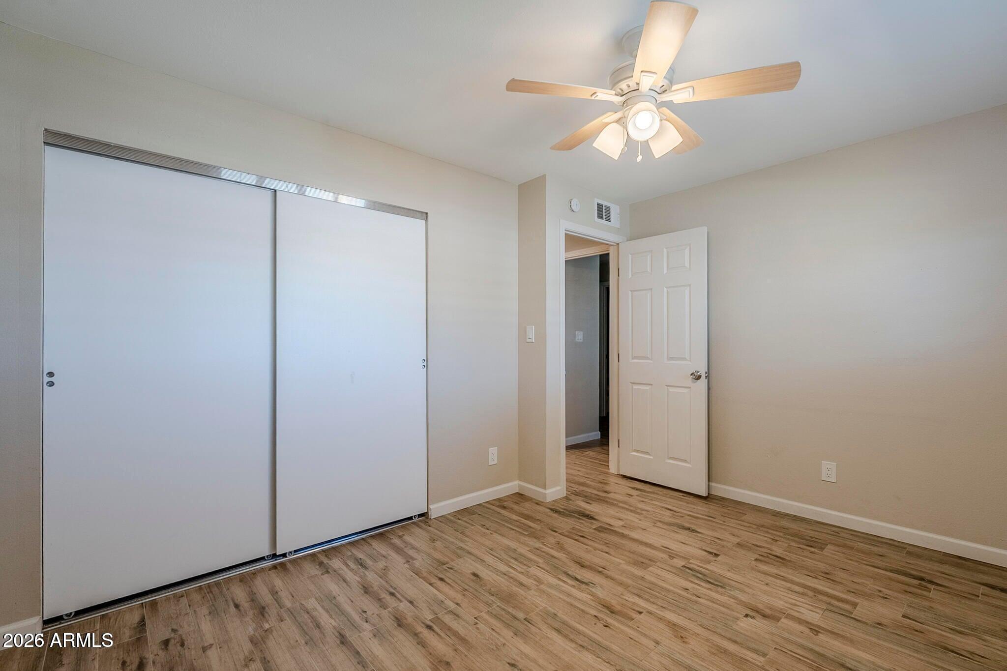 5525 East Thomas Road, Unit C2 Phoenix, AZ 85018 - Photo 17 of 35 Guest Bedroom