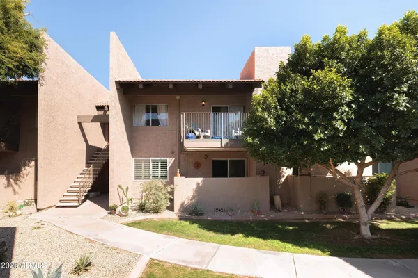 $299,000 | 5525 East Thomas Road, Unit C2, Phoenix, AZ 85018