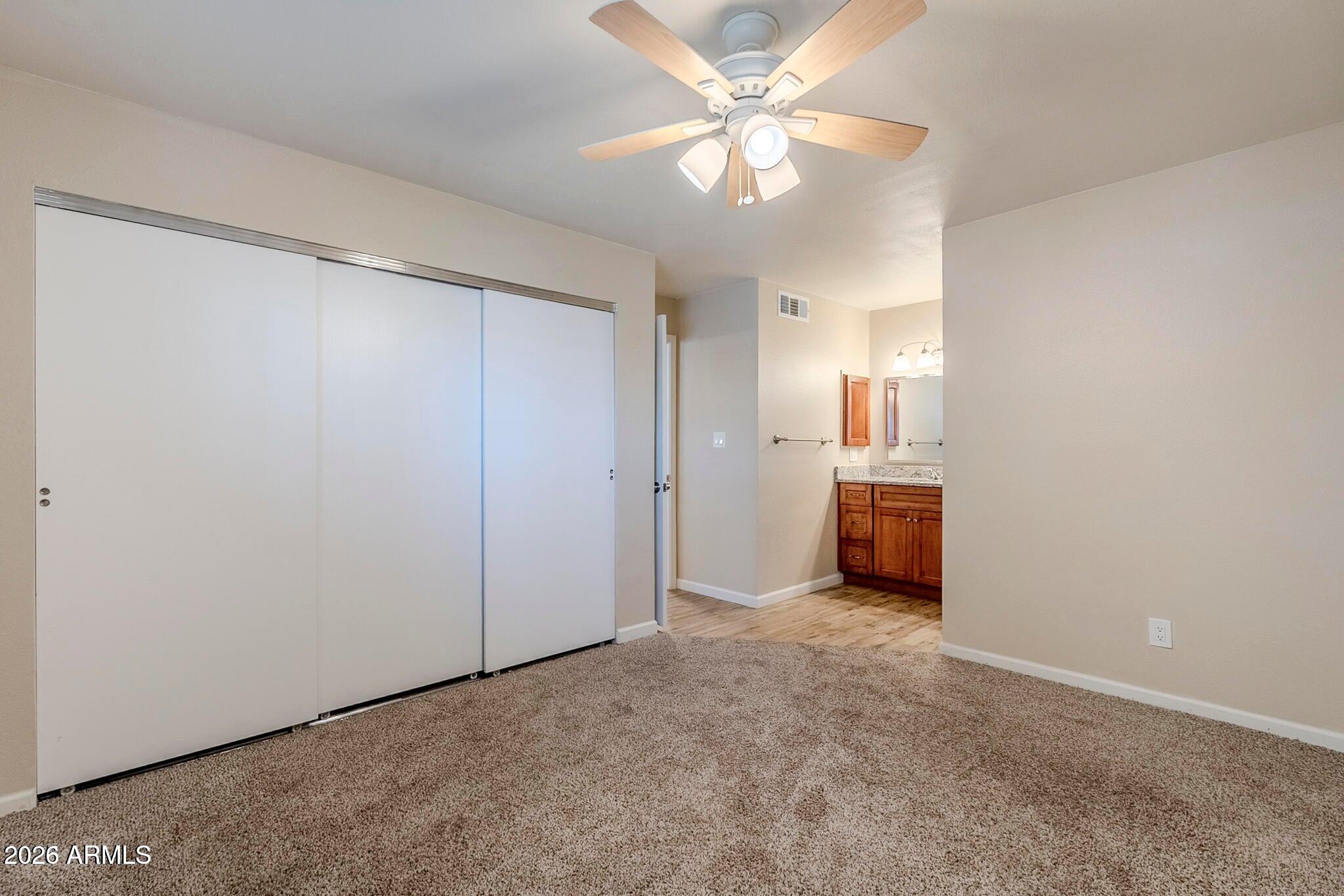 5525 East Thomas Road, Unit C2 Phoenix, AZ 85018 - Photo 22 of 35 Primary Bedroom