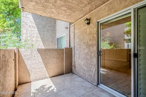 $299,000 | 5525 East Thomas Road, Unit C2, Phoenix, AZ 85018