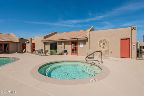 $299,000 | 5525 East Thomas Road, Unit C2, Phoenix, AZ 85018