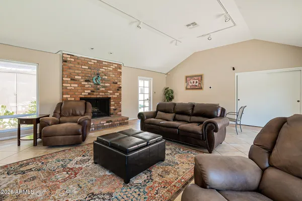 $299,000 | 5525 East Thomas Road, Unit C2, Phoenix, AZ 85018