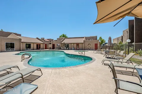 $299,000 | 5525 East Thomas Road, Unit C2, Phoenix, AZ 85018