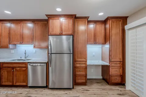 $299,000 | 5525 East Thomas Road, Unit C2, Phoenix, AZ 85018