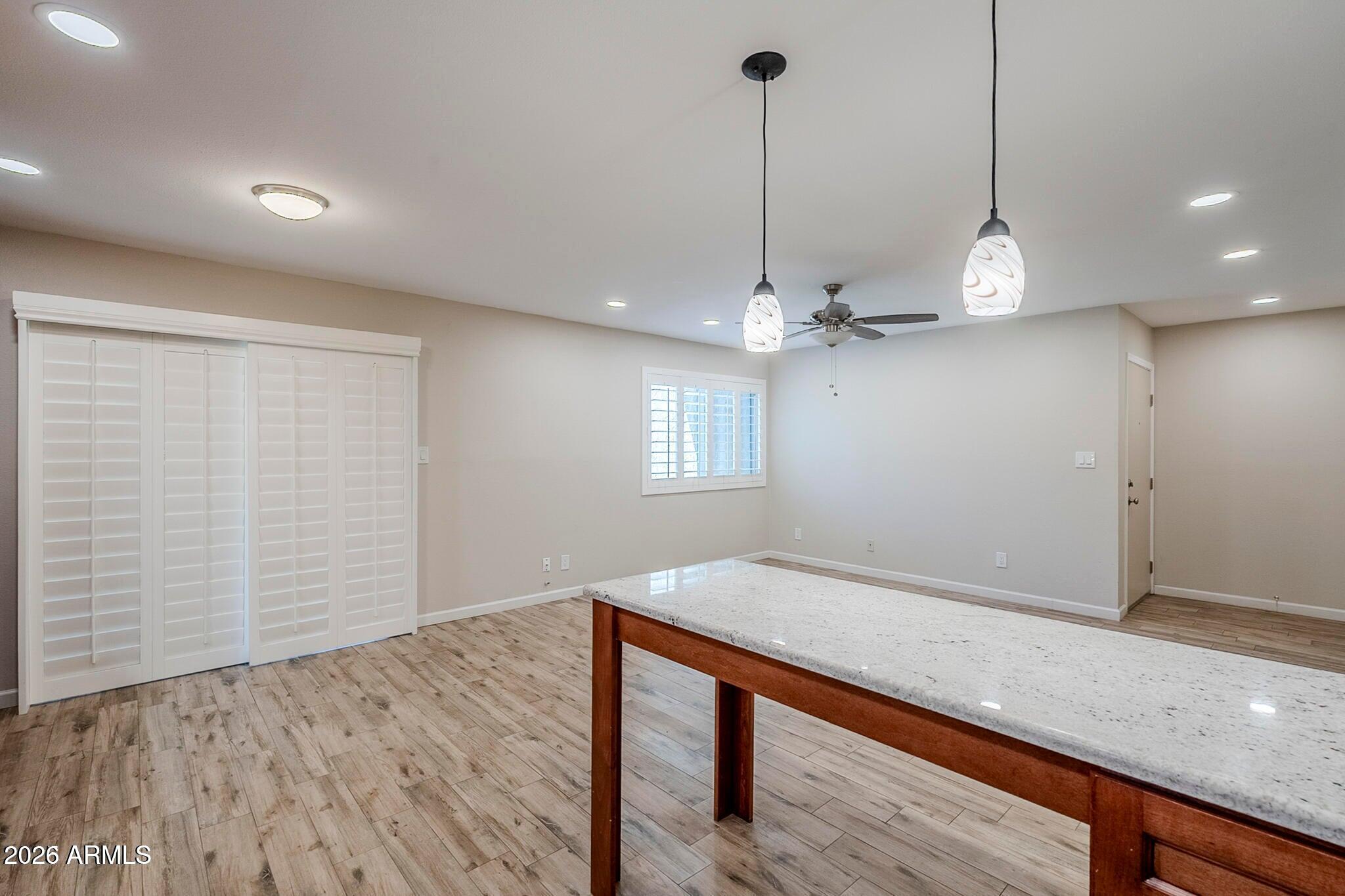 5525 East Thomas Road, Unit C2 Phoenix, AZ 85018 - Photo 10 of 35 Kitchen