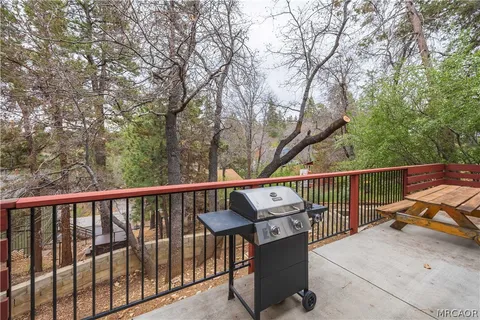 $294,900 | 746 Villa Grove Avenue, Big Bear City, CA 92314