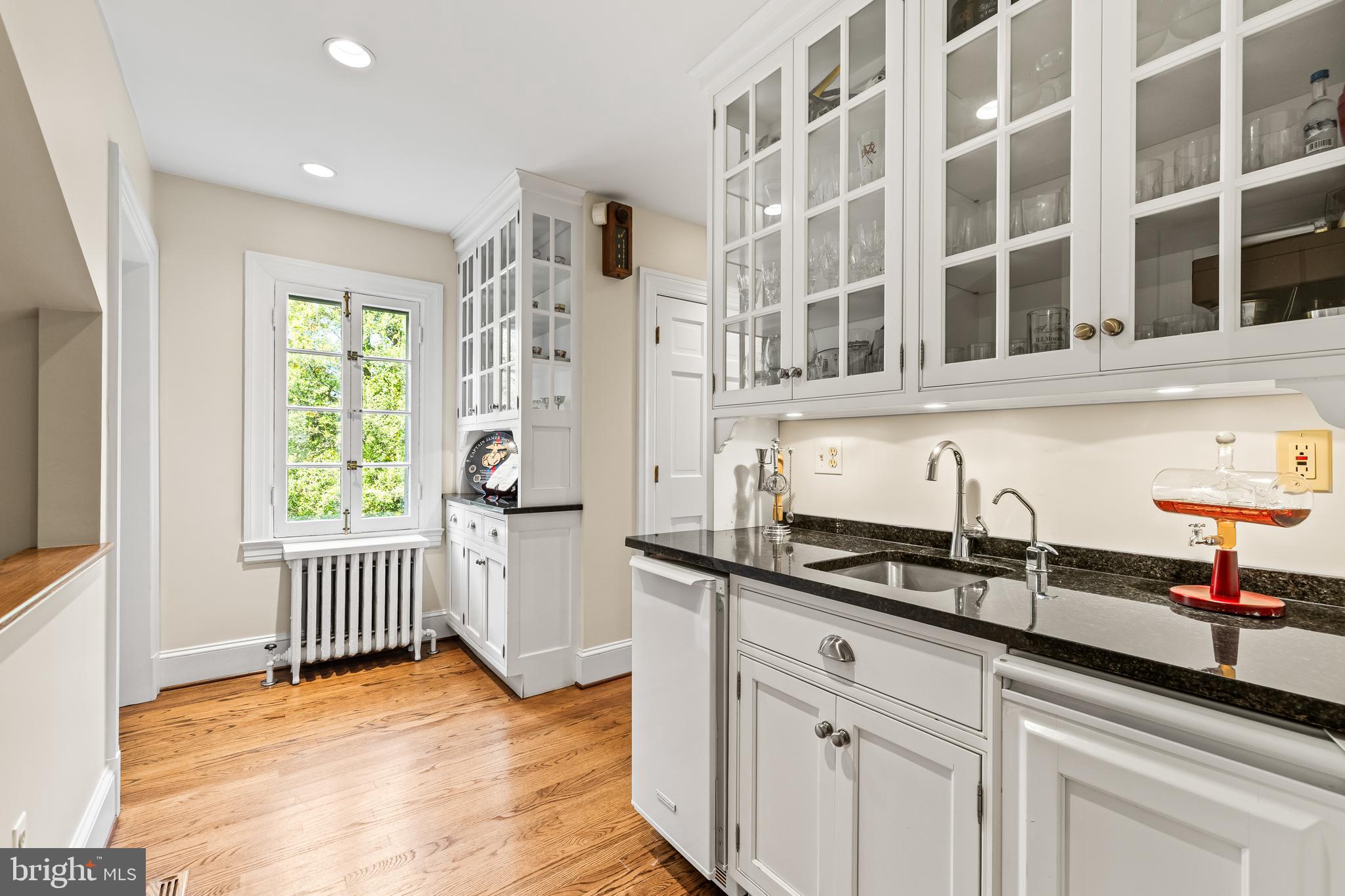 6515 Darnall Road Baltimore, MD 21204 - Photo 32 of 72 Butler's Pantry