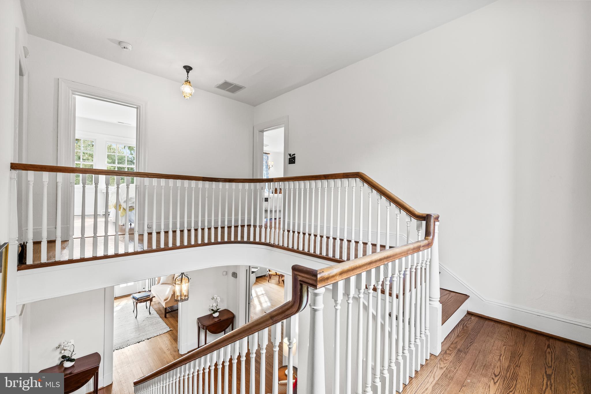 6515 Darnall Road Baltimore, MD 21204 - Photo 35 of 72 2nd Level Hall