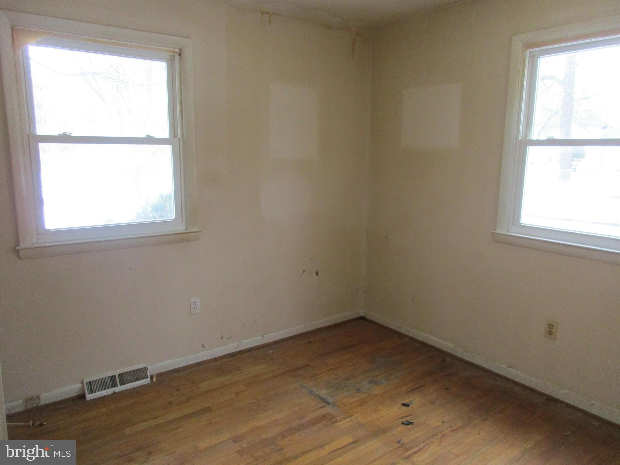 320 Kenmore Avenue Edgewater, MD 21037 - Photo 7 of 13 Bedroom