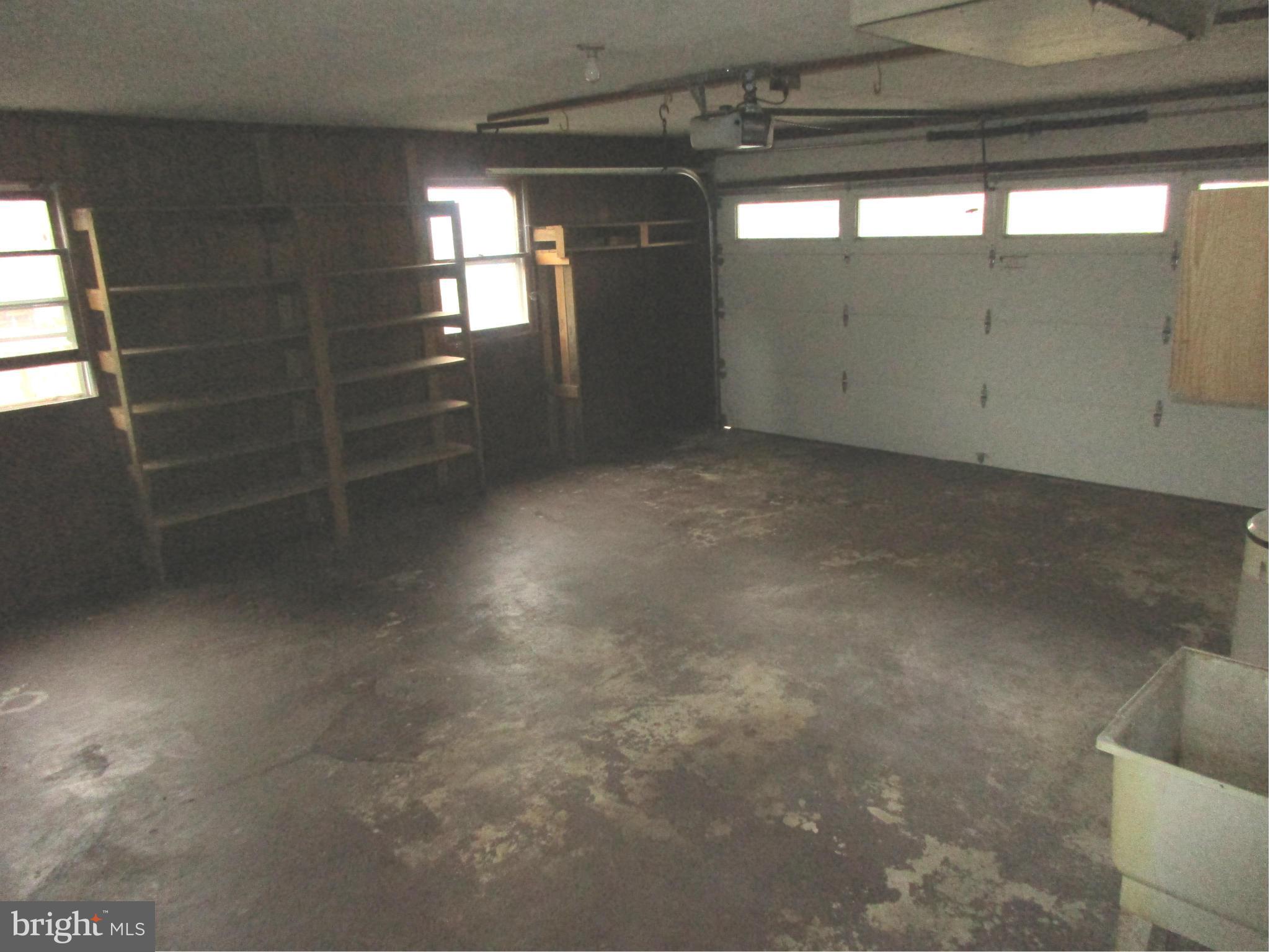 320 Kenmore Avenue Edgewater, MD 21037 - Photo 10 of 13 Interior (General)