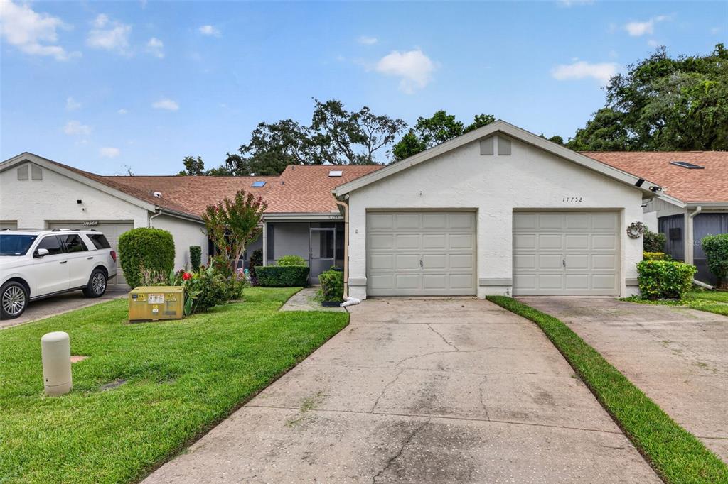 11754 Spring Tree Lane Port Richey, FL 34668 - Photo 2 of 23 Gallery Image 2