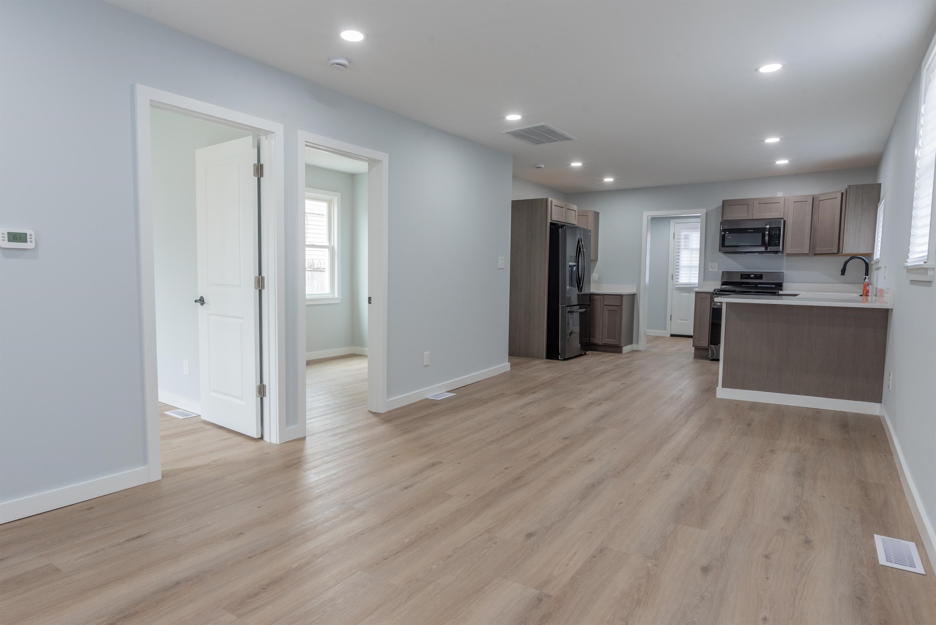 20925 Ridgemont Road Harper Woods, MI 48225 - Photo 6 of 18