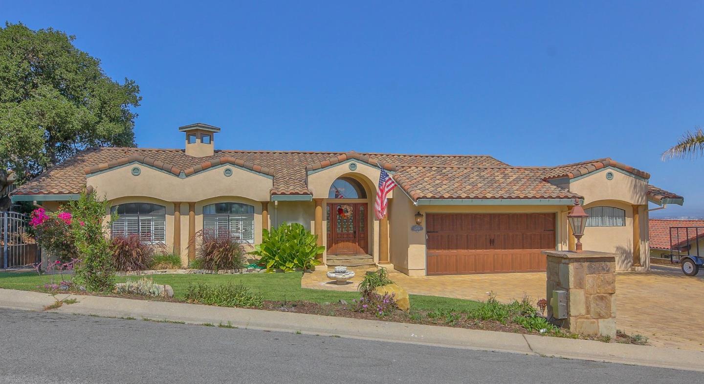 22670 Murietta Road Salinas, CA 93908 - Photo 2 of 39 Gallery Image 2