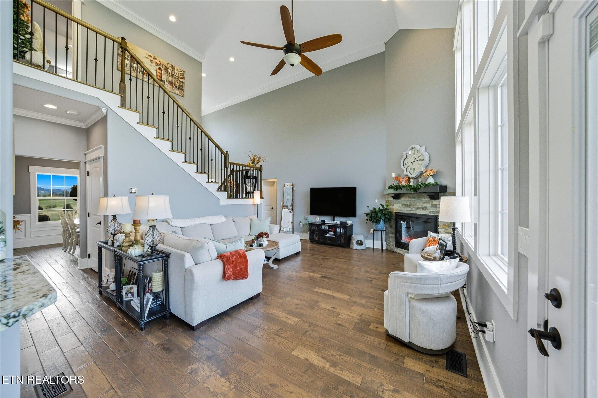 1308 Rippling Waters Circle Sevierville, TN 37876 - Photo 11 of 49 Gallery Image 11