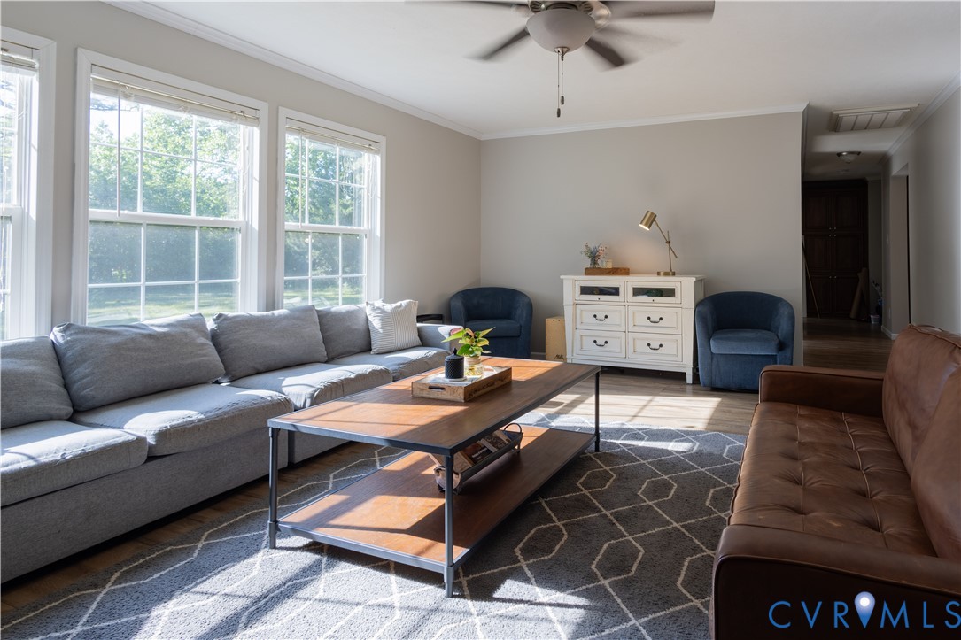 28120 Oak Grove Road Petersburg, VA 23805 - Photo 11 of 53