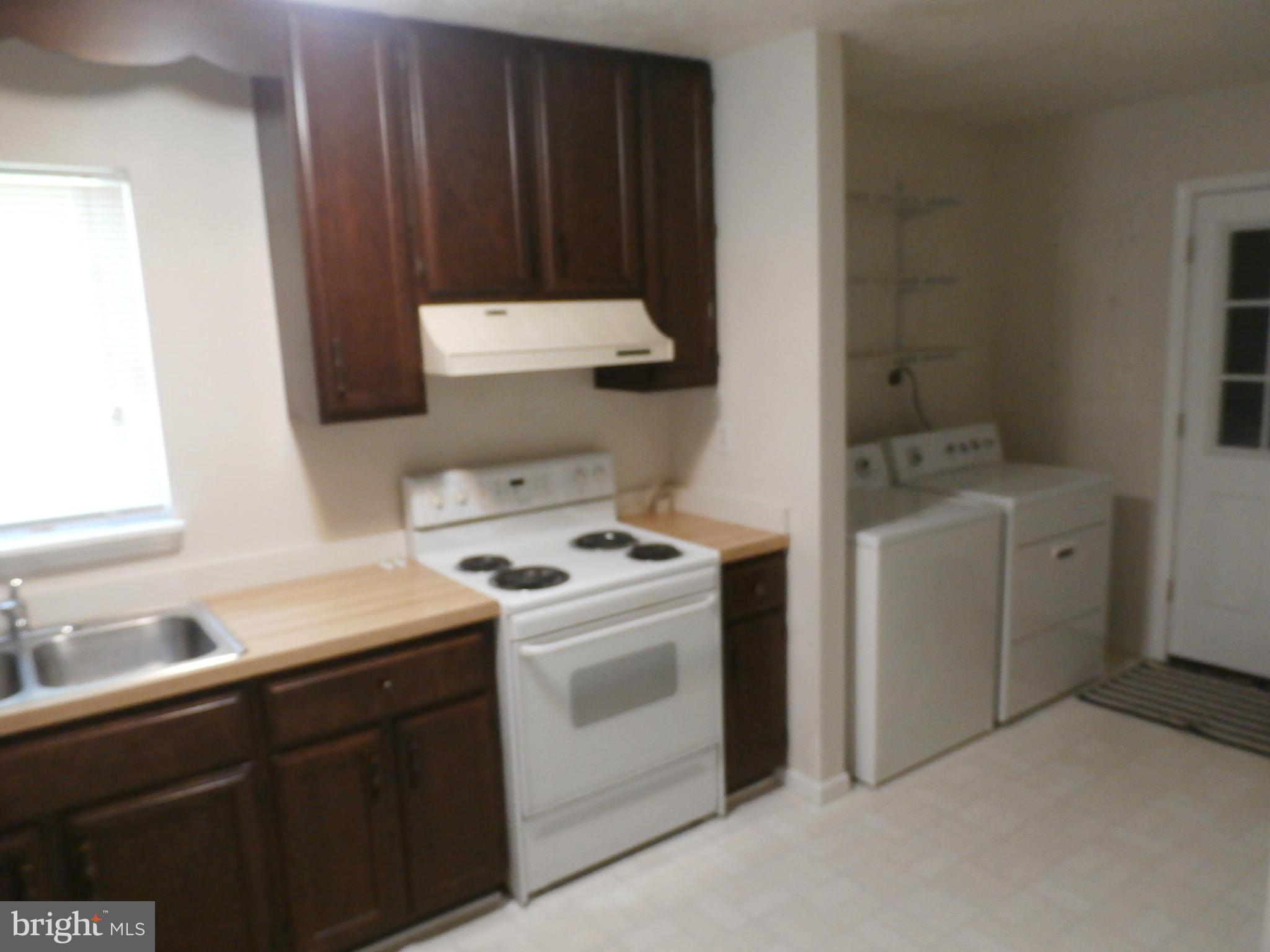 54 Crab Apple Lane Ranson, WV 25438 - Photo 13 of 16 Kitchen