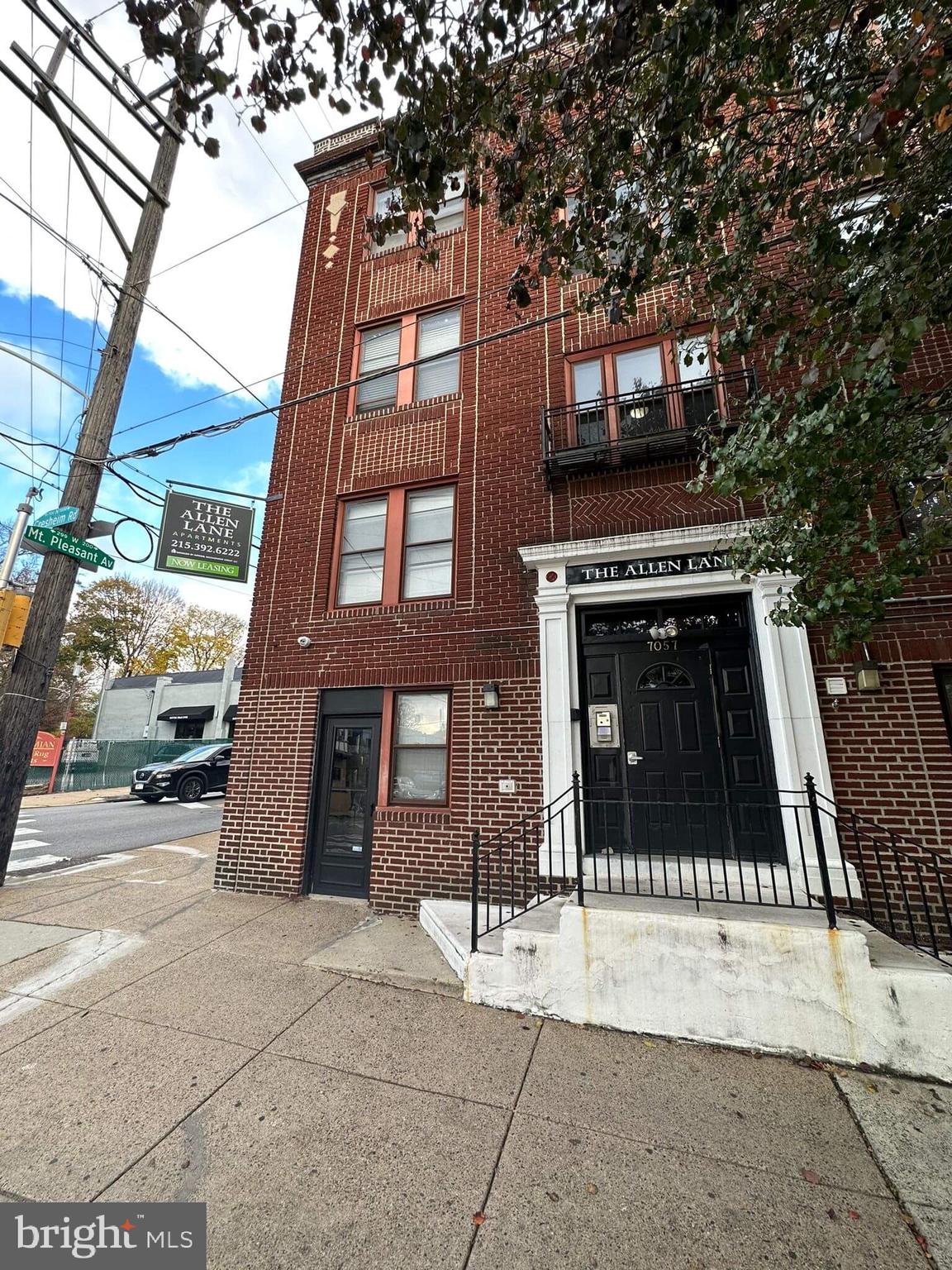 7057 Cresheim Road, Unit 2 Philadelphia, PA 19119 - Photo 2 of 12