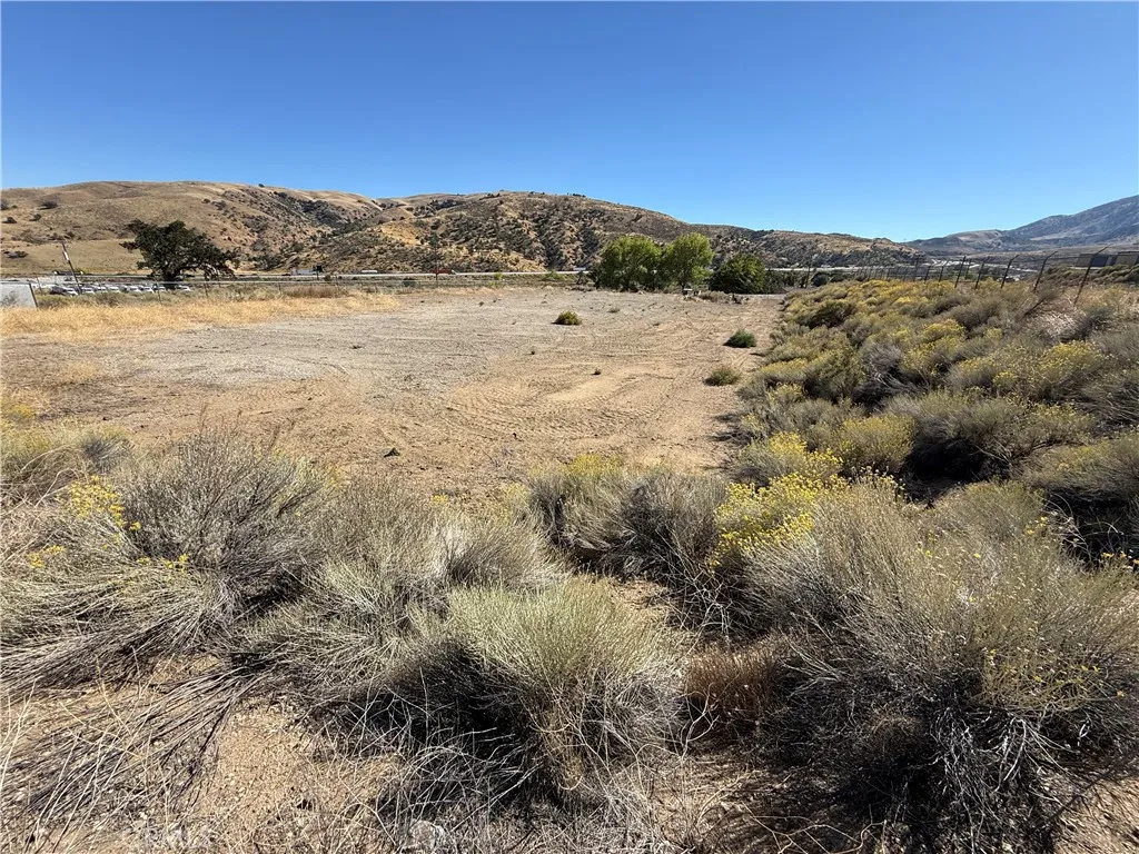 0 Landfill Road Lebec, CA 93243 - Photo 7 of 10 a view of mountains and valleys