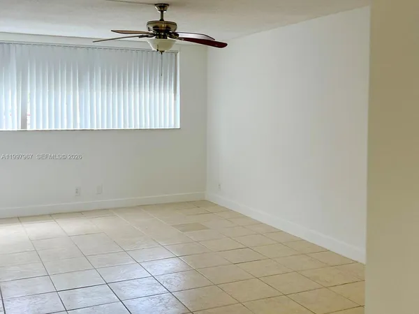 $1,500 | 211 Northeast 8th Avenue, Unit 107, Hallandale Beach, FL 33009