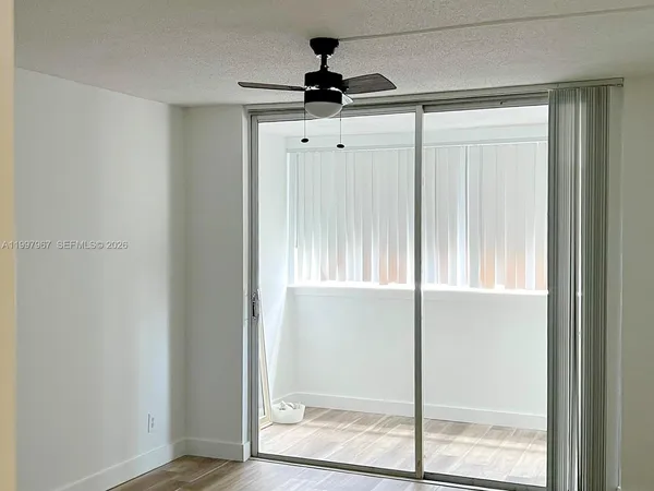 $1,500 | 211 Northeast 8th Avenue, Unit 107, Hallandale Beach, FL 33009