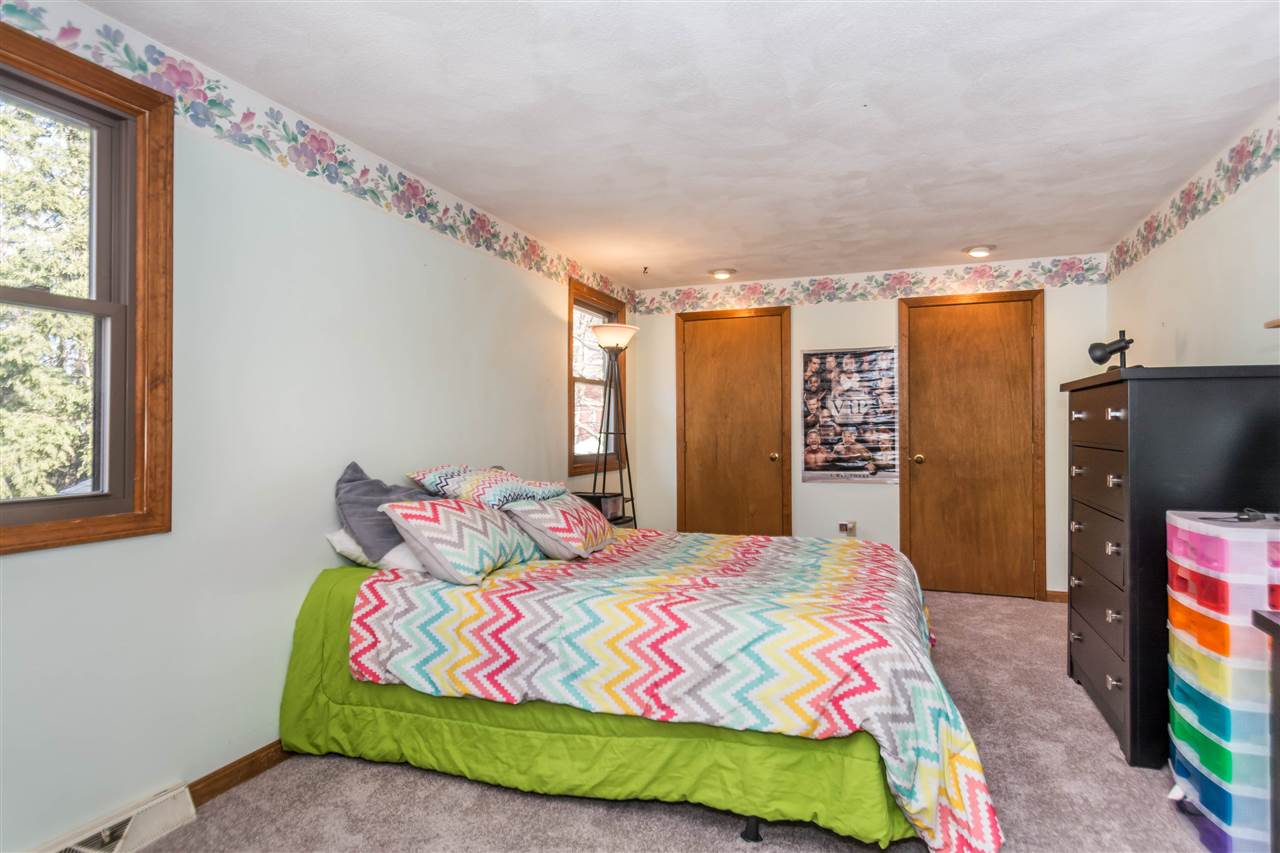 28 Robinhood Road Nashua, NH 03062 - Photo 20 of 30