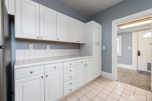 $644,900 | 1506 12th Street, Anacortes, WA 98221