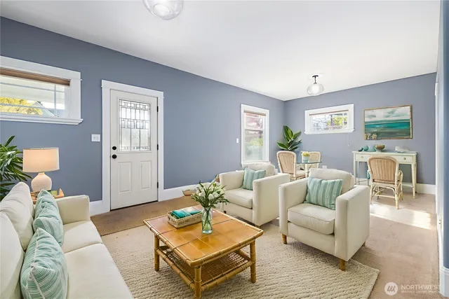 $644,900 | 1506 12th Street, Anacortes, WA 98221