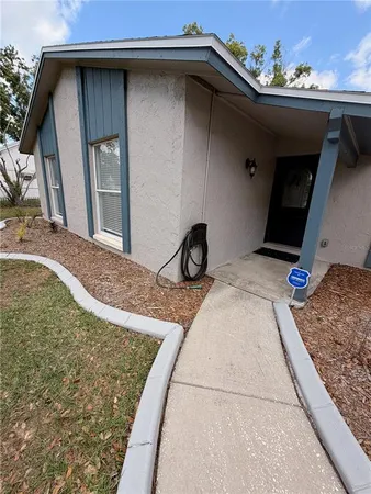$545,000 | 1210 Lady Elaine Drive, Valrico, FL 33594
