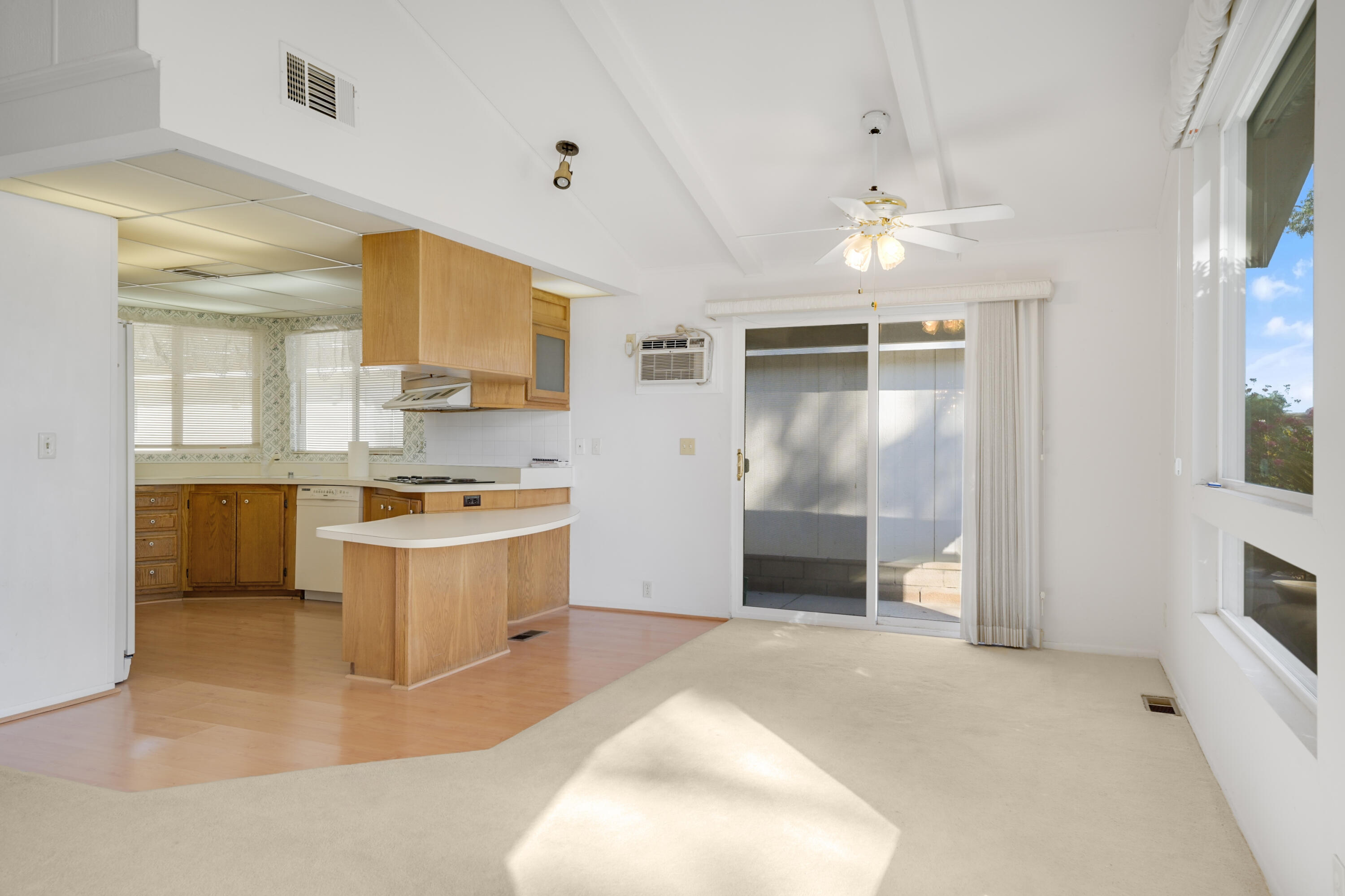 74631 Mexicali Rose Thousand Palms, CA 92276 - Photo 13 of 38 74631-mexicali-rose-thousand-palms-ca-us