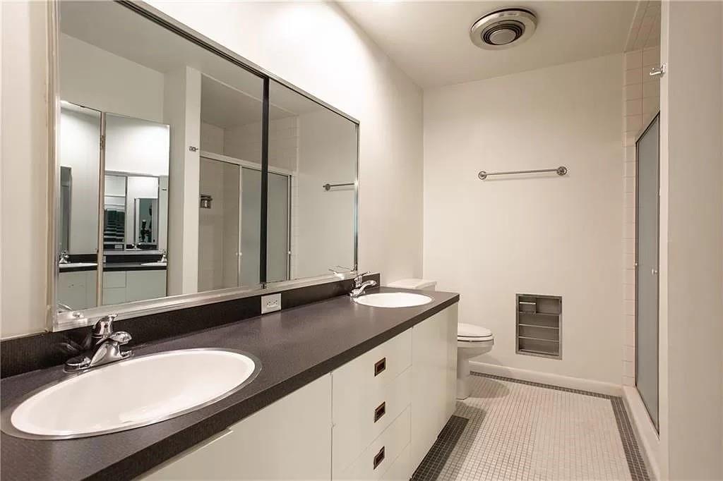 616 Edgefield Road Fort Worth, TX 76107 - Photo 12 of 28