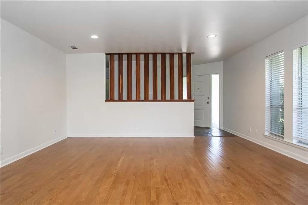 616 Edgefield Road Fort Worth, TX 76107 - Photo 6 of 28