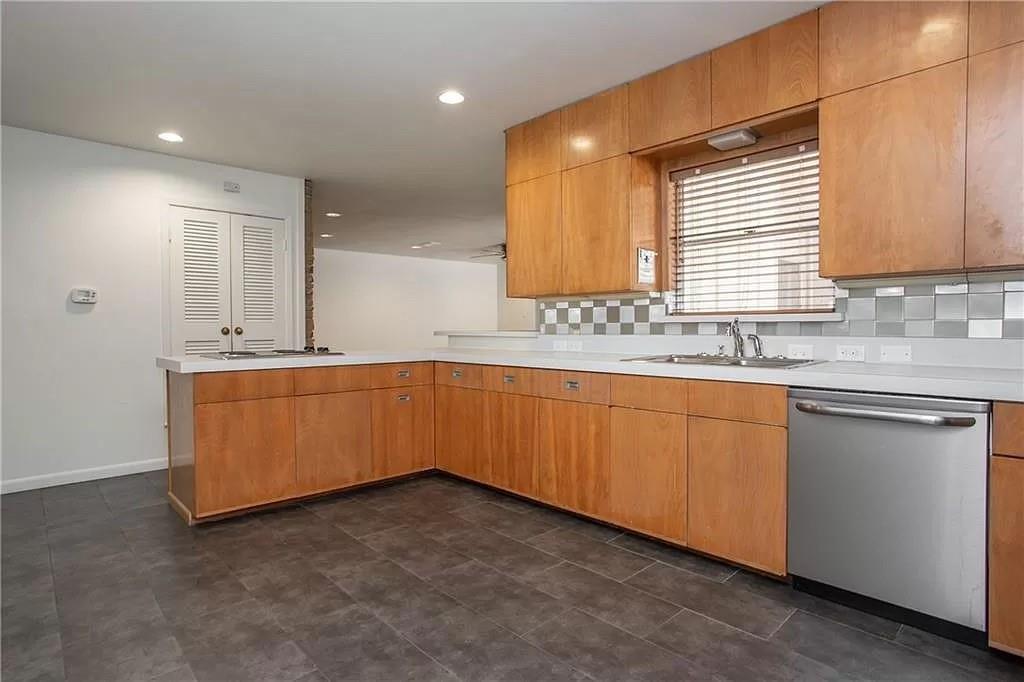 616 Edgefield Road Fort Worth, TX 76107 - Photo 7 of 28