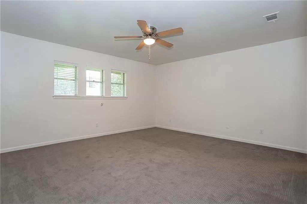 616 Edgefield Road Fort Worth, TX 76107 - Photo 10 of 28