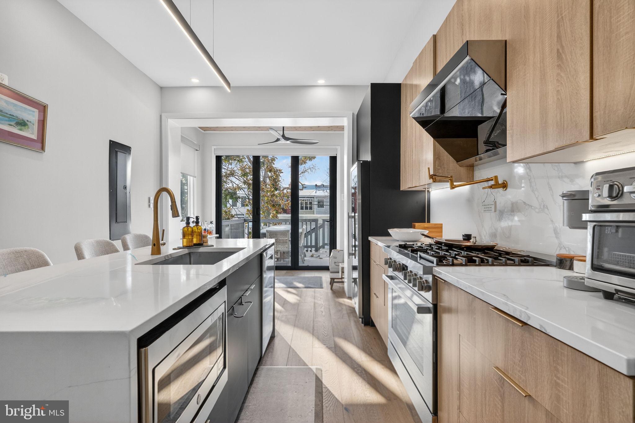 32 Adams Street Northwest Washington, DC 20001 - Photo 12 of 66