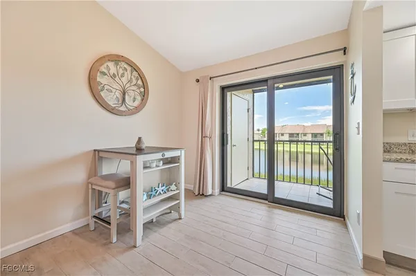 $1,700 | 8475 Charter Club Circle, Unit 5, Fort Myers, FL 33919
