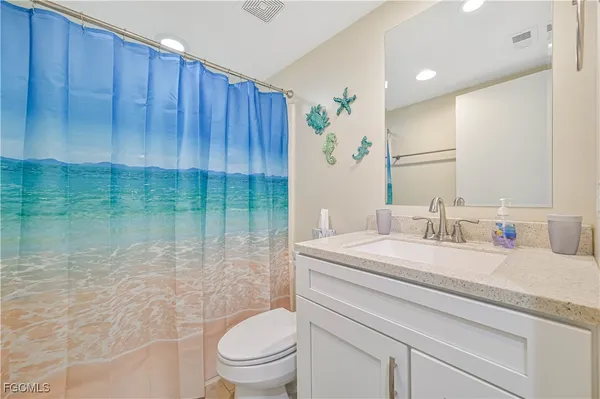 $1,700 | 8475 Charter Club Circle, Unit 5, Fort Myers, FL 33919