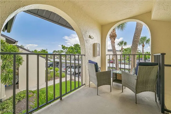 $1,700 | 8475 Charter Club Circle, Unit 5, Fort Myers, FL 33919