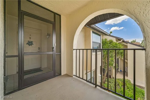 $1,700 | 8475 Charter Club Circle, Unit 5, Fort Myers, FL 33919