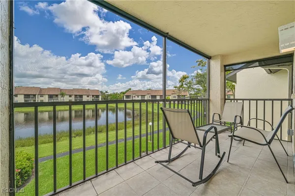 $1,700 | 8475 Charter Club Circle, Unit 5, Fort Myers, FL 33919