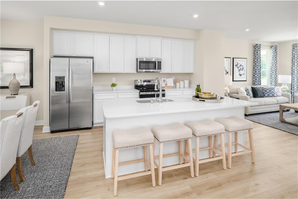 106 Scenic Ridge Drive Venetia, PA 15367 - Photo 2 of 17